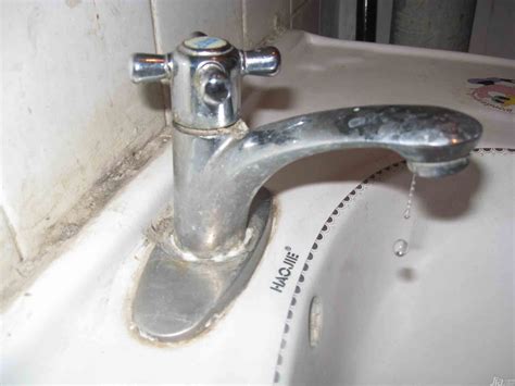 浴缸水龙头漏水 只有一個直角的四邊形